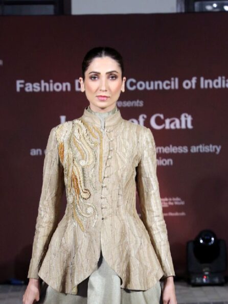 Super Model Kanika Dev in Samant Chauhan Bhagalpuri Silk creation